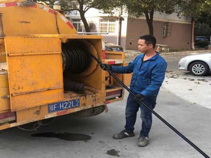 常熟支塘◆多功能高压清洗车◆清洗雨水、油污管道